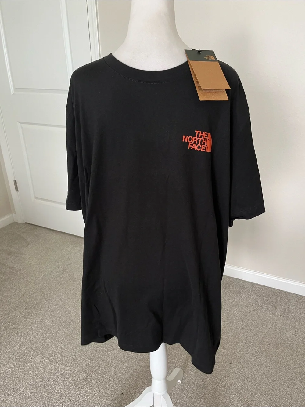 NWT The North Face Black Short-Sleeve Tee with Orange Peak Graphic Size XXL